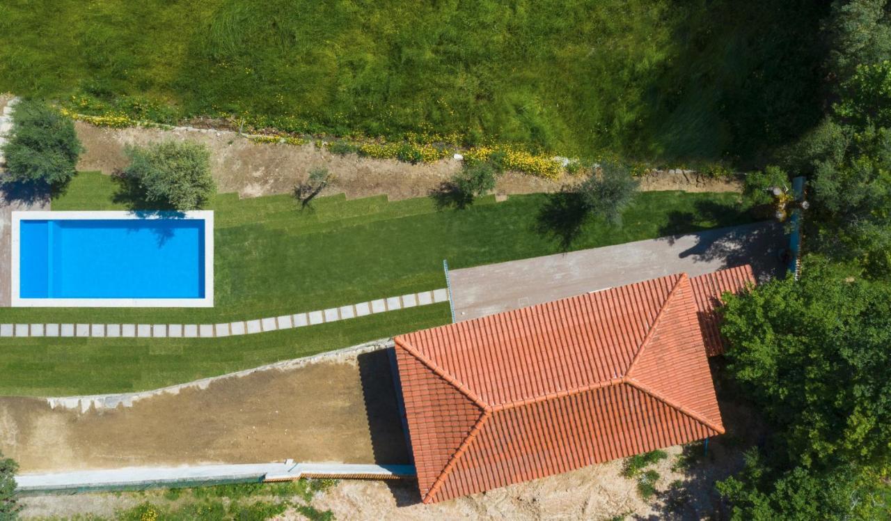 Villa Casa Velha De Ponta Soto Cela  Exterior foto